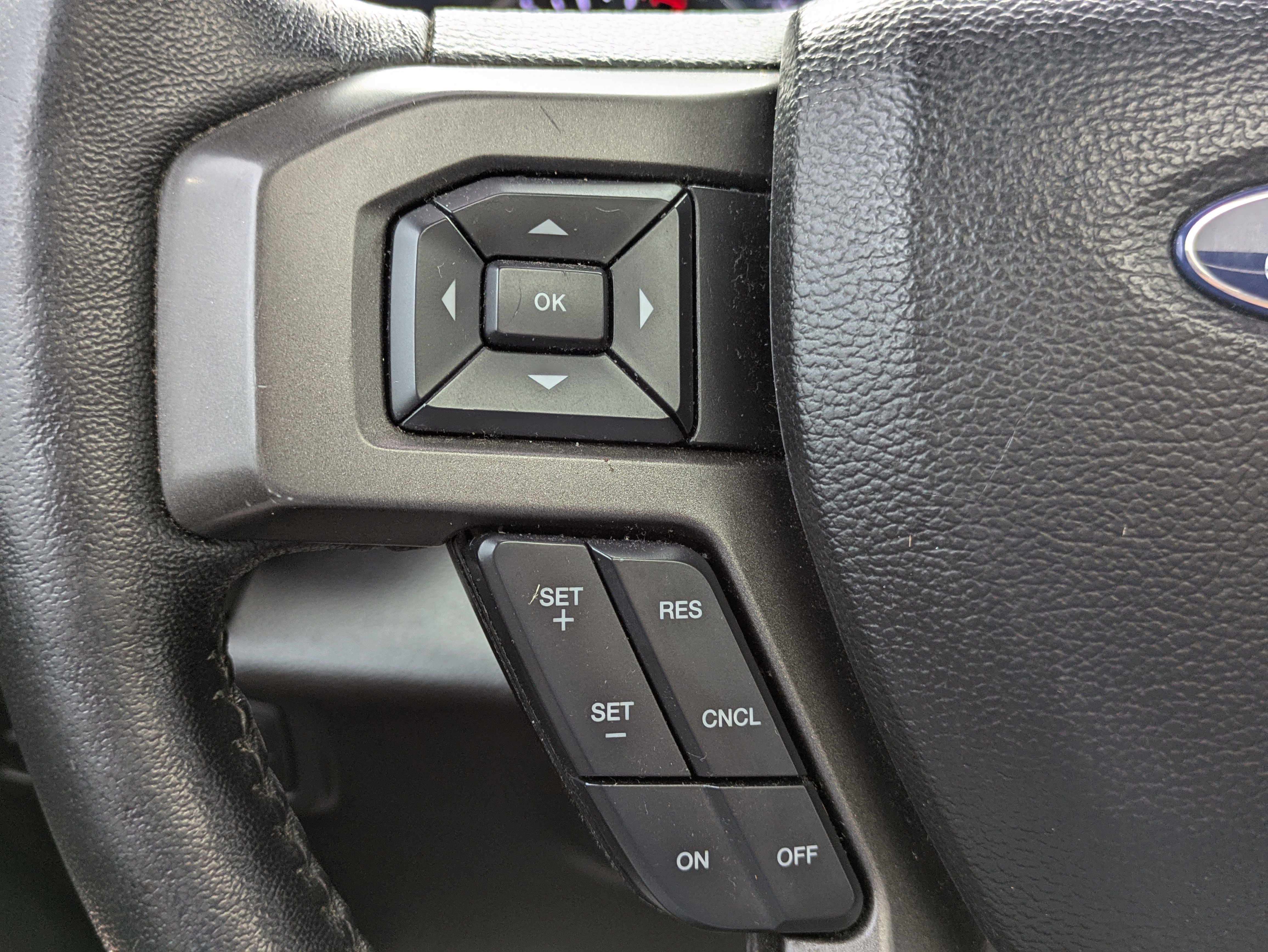 Used 2020 Ford Expedition Max XLT w/ Equipment Group 202A AWD/4WD image 23