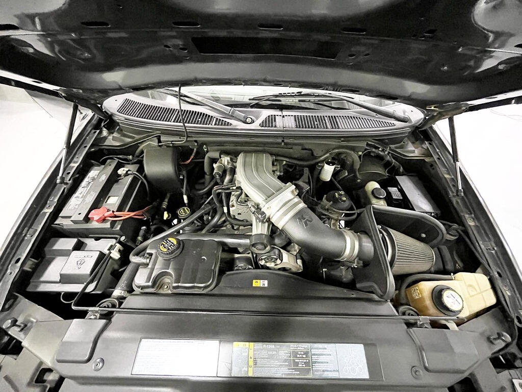 Used 2003 Ford F150 Lightning image 18