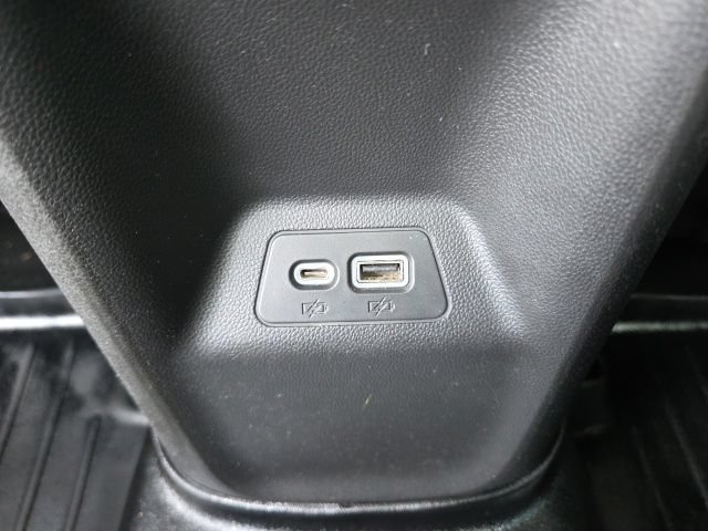 Used 2021 Buick Envision Essence w/ Sport Touring Package AWD/4WD image 47