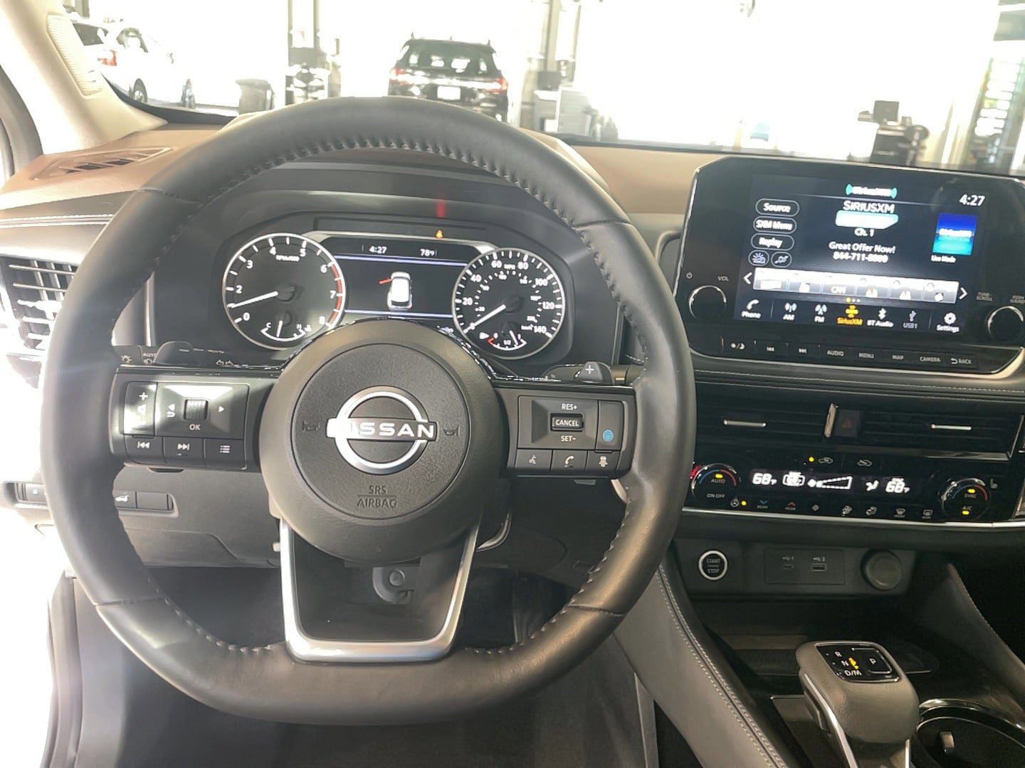 Used 2023 Nissan Rogue SL w/ SL Premium Package image 17