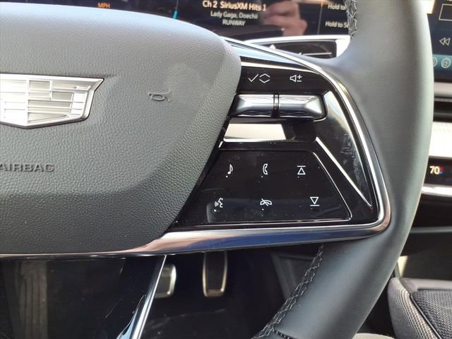 New 2026 Cadillac Optiq Luxury 2 RWD image 35