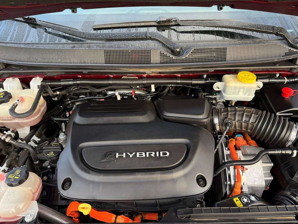 Used 2018 Chrysler Pacifica Touring Plus image 22