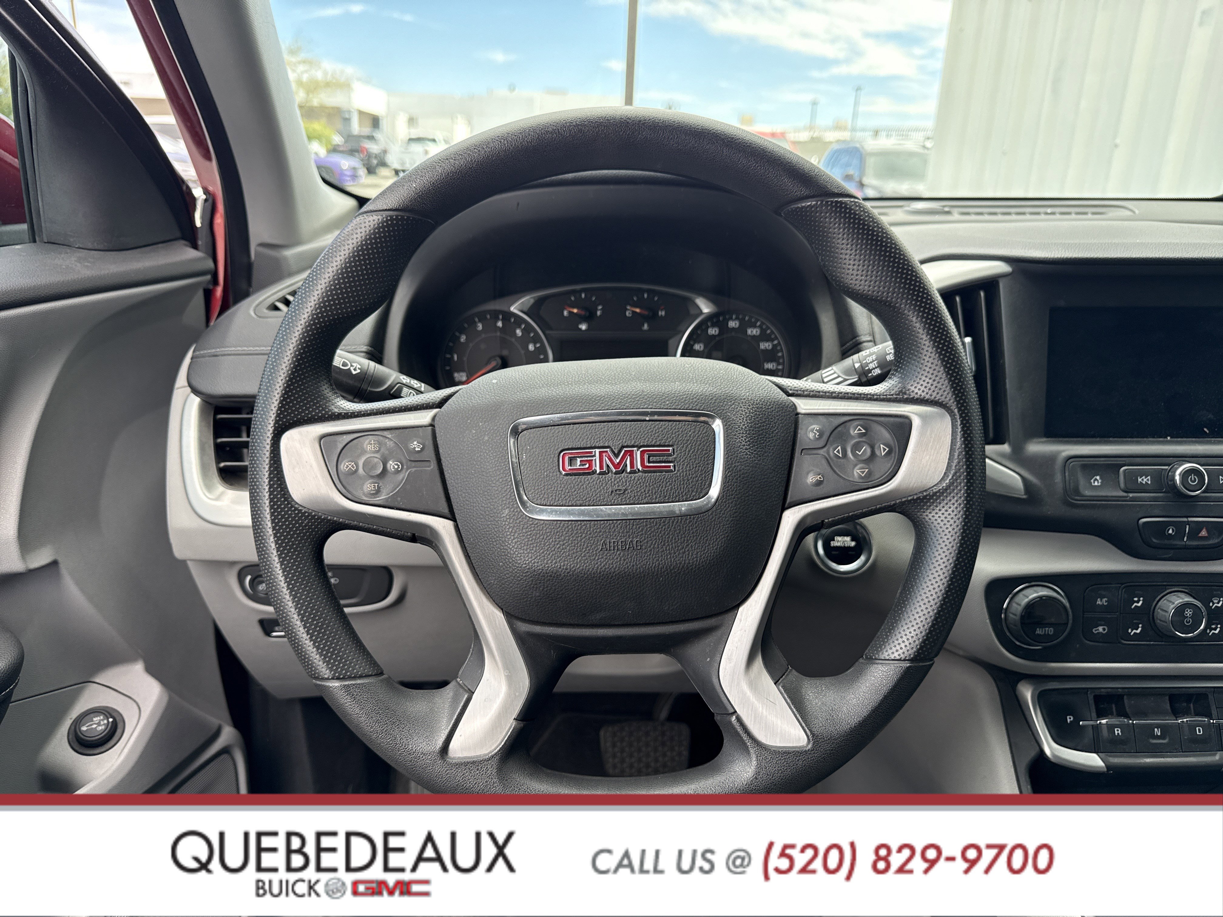 Used 2022 GMC Terrain SLE w/ Driver Convenience Package image 13