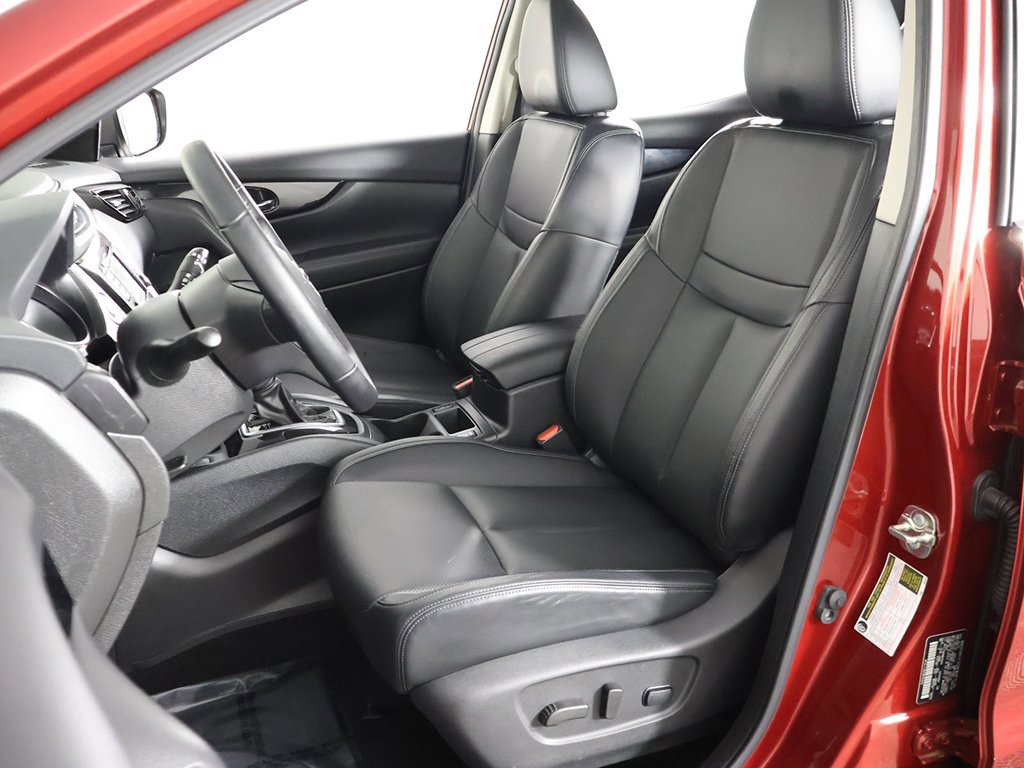 Used 2022 Nissan Rogue Sport SL w/ Premium Package image 30