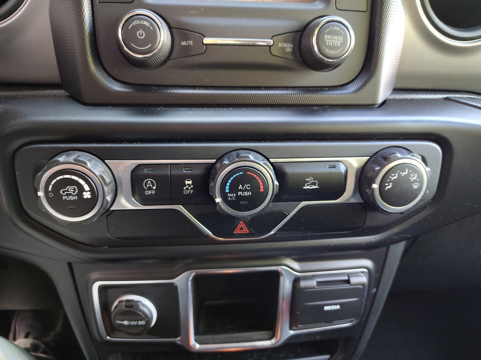 Used 2021 Jeep Wrangler Sport AWD/4WD image 24