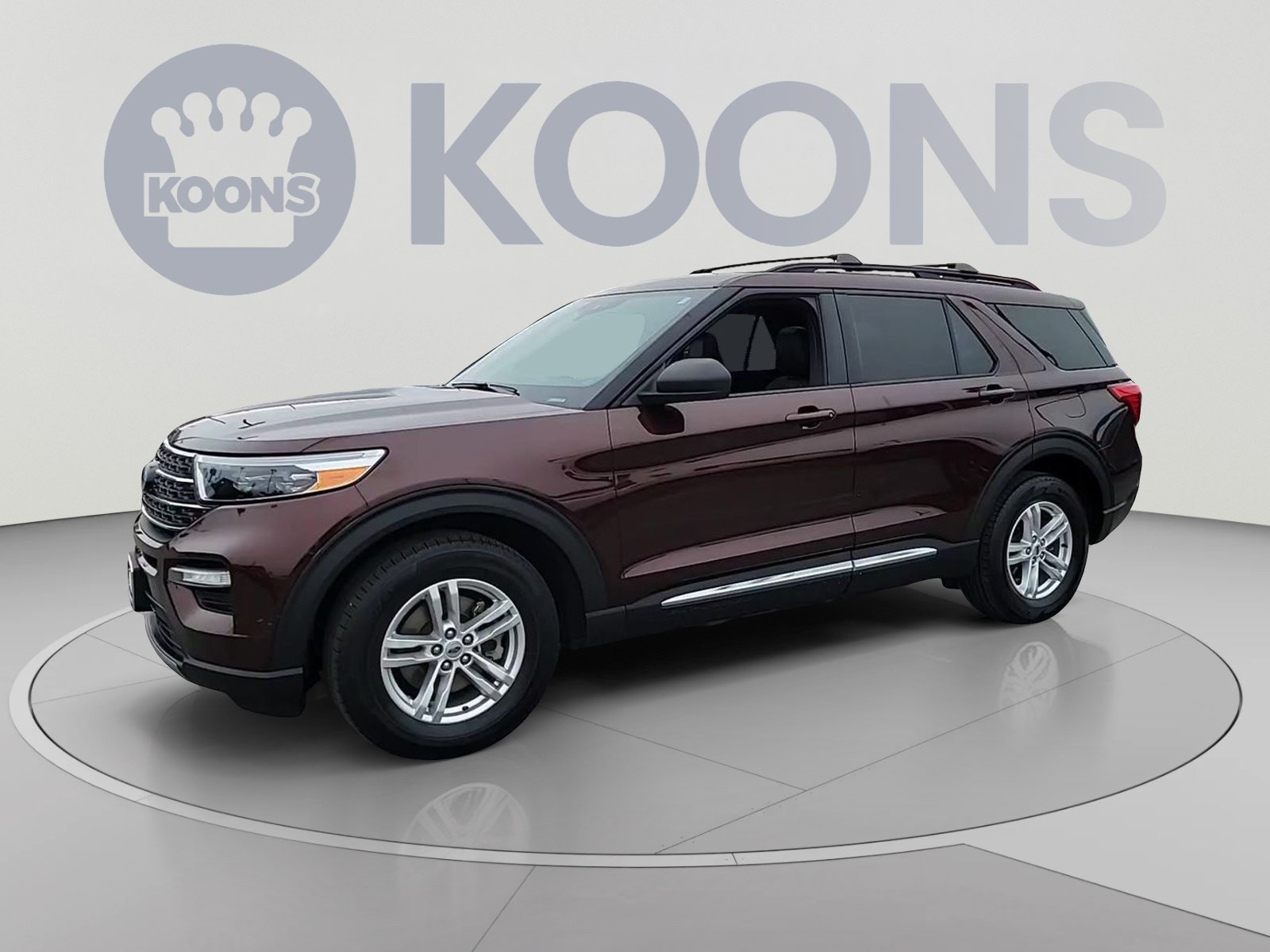 Used 2020 Ford Explorer XLT w/ Equipment Group 202A AWD/4WD image 7