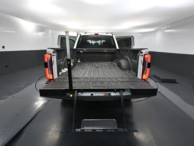 Used 2024 Ford F350 Platinum image 41