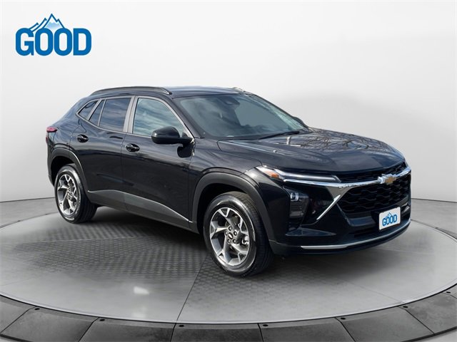 Used 2025 Chevrolet Trax LT w/ LT Convenience Package image 7