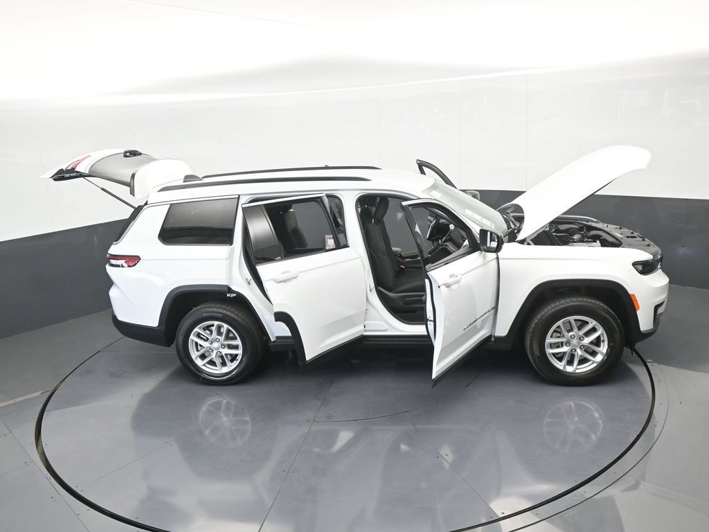 Used 2025 Jeep Grand Cherokee L Laredo image 58