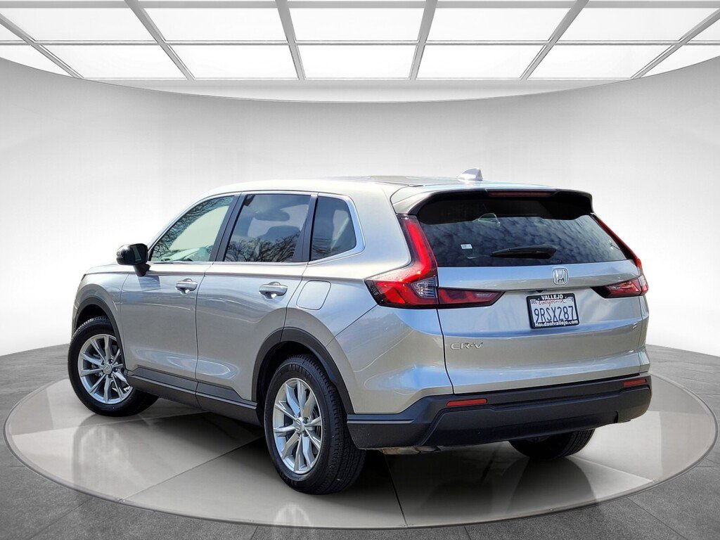 Certified 2025 Honda CR-V EX image 5