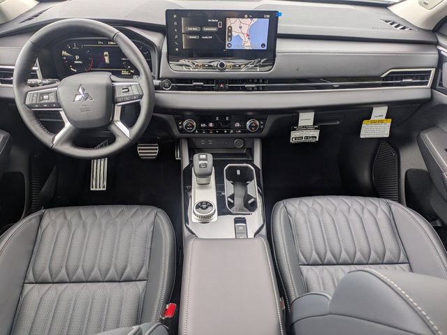 New 2026 Mitsubishi Outlander SEL image 16