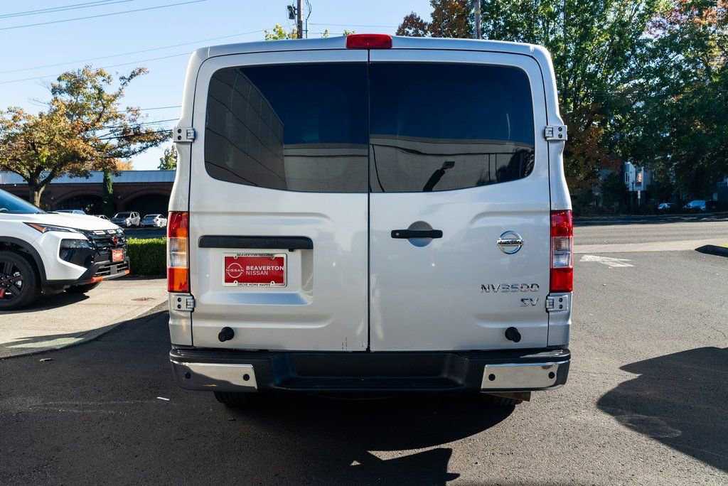 Used 2020 Nissan NV 3500 SV RWD image 5