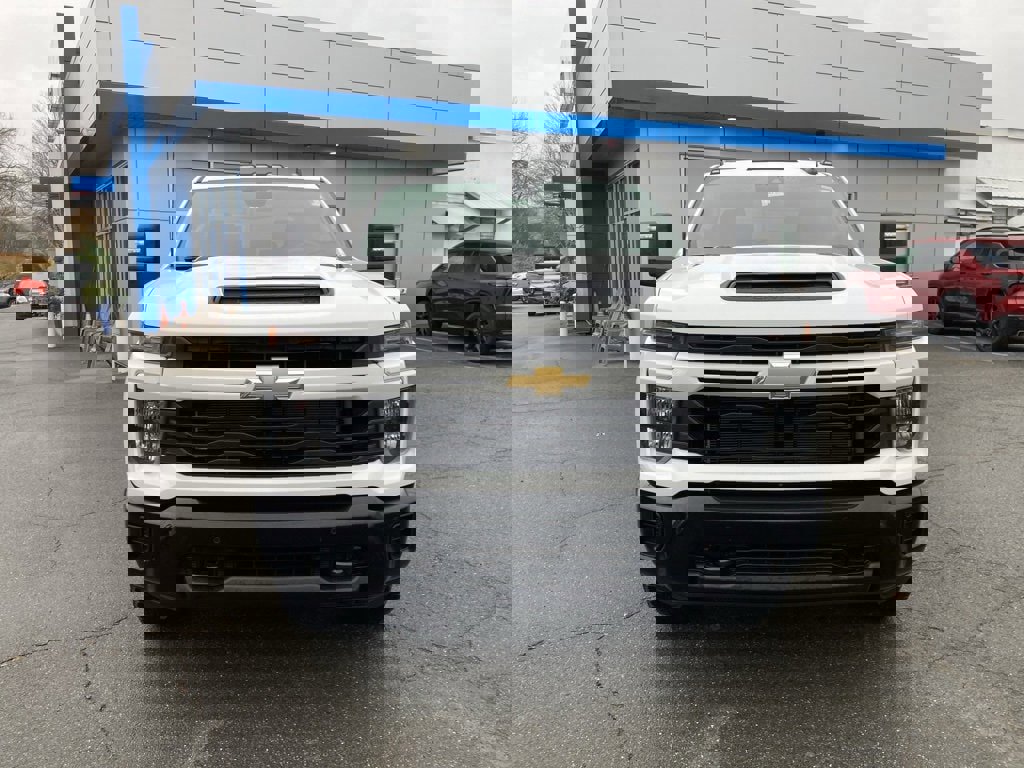 New 2026 Chevrolet Silverado 2500 Custom w/ Custom Value Package image 2