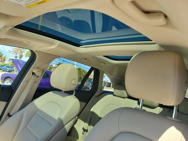 Used 2020 Mercedes-Benz GLC 300 image 18