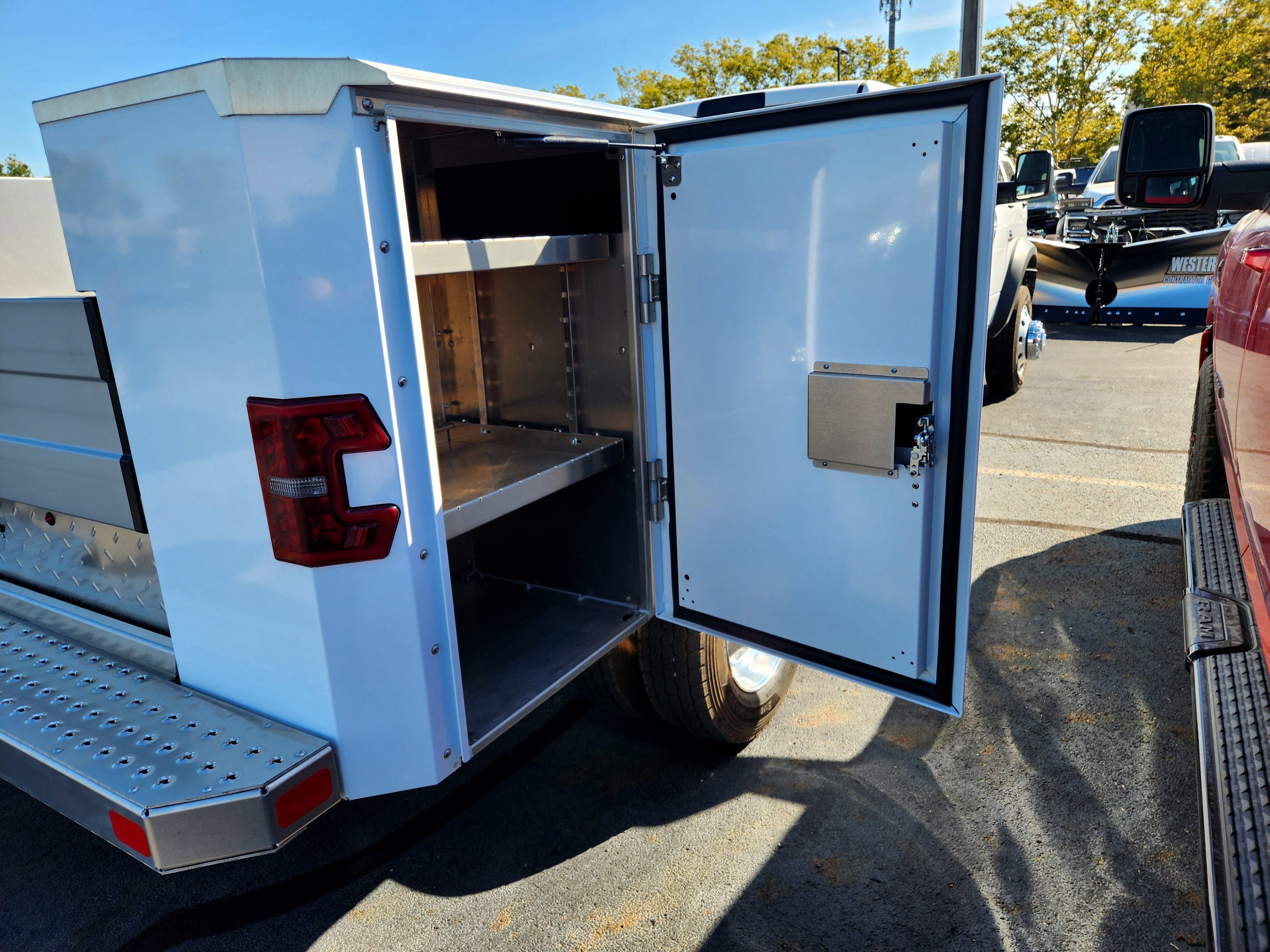 New 2026 RAM 5500 Tradesman w/ Chrome Appearance Group image 11