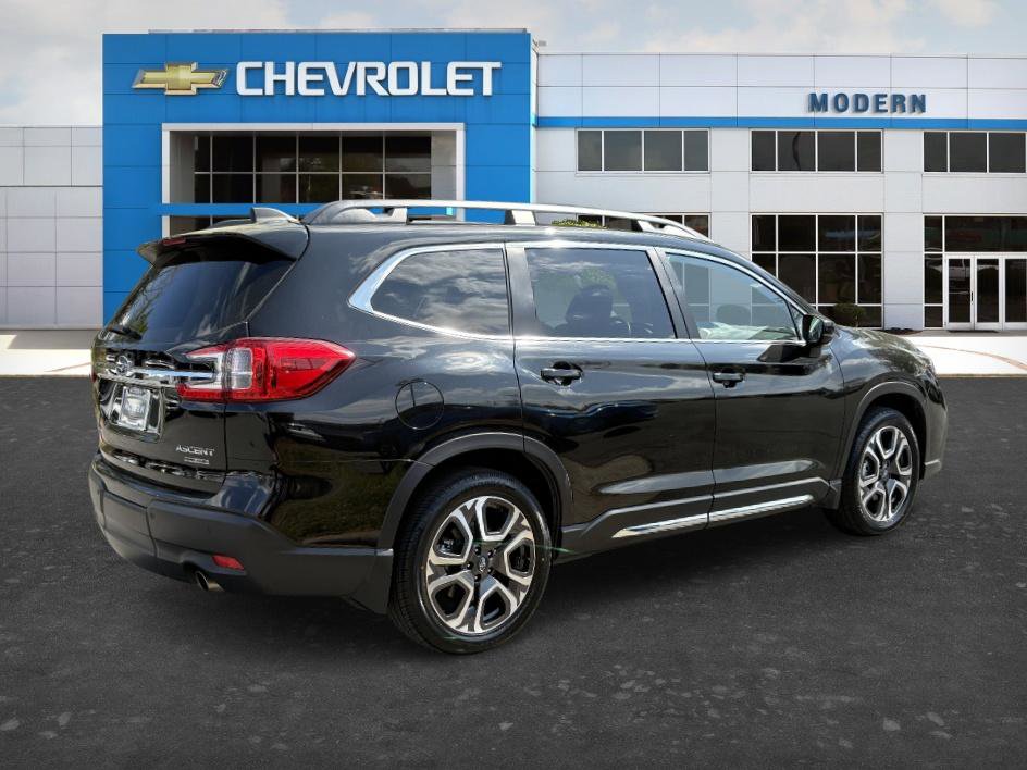 Used 2024 Subaru Ascent Limited w/ Technology Package image 5