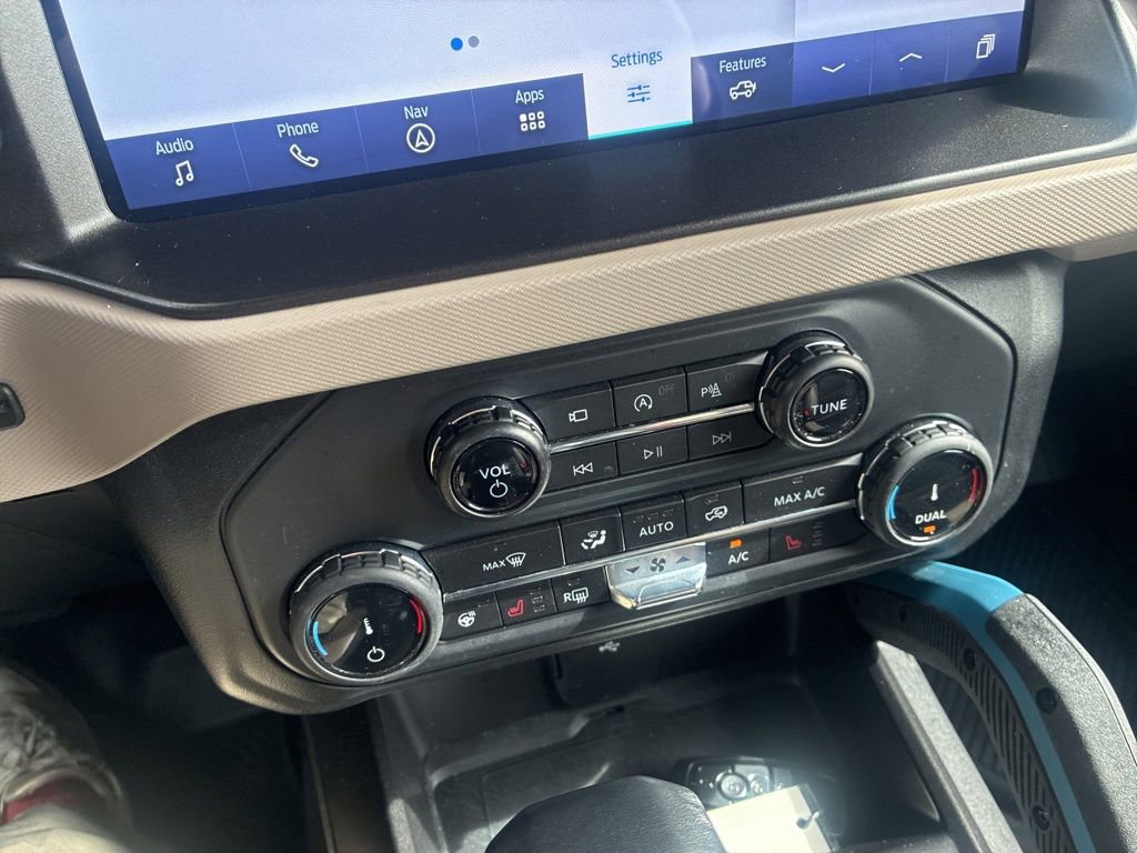Used 2022 Ford Bronco Wildtrak AWD/4WD image 13