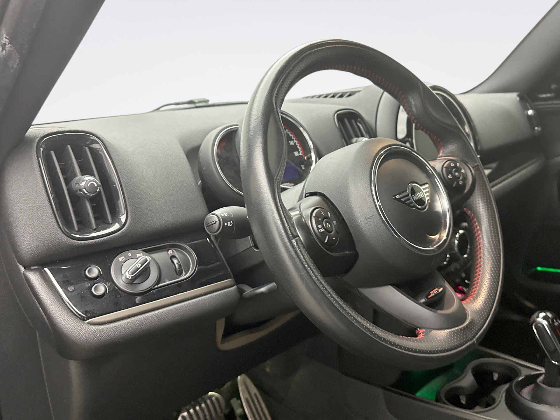 Used 2020 MINI Cooper Countryman John Cooper Works image 4