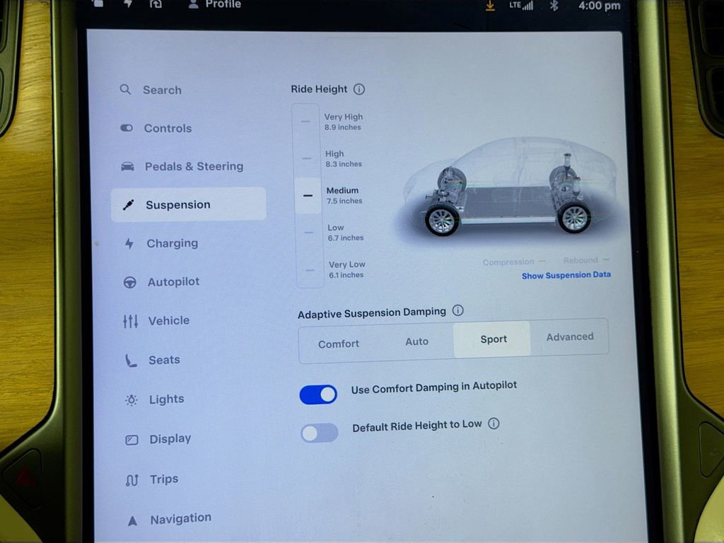 Used 2020 Tesla Model X Long Range image 23