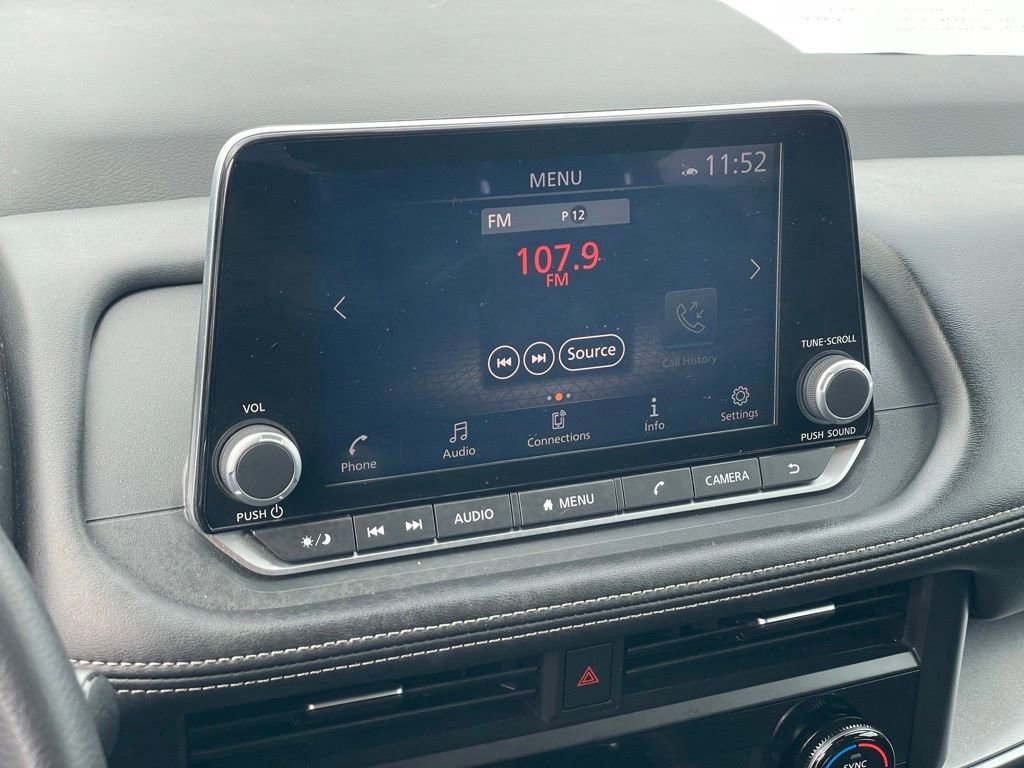 Certified 2024 Nissan Rogue SV AWD/4WD image 19