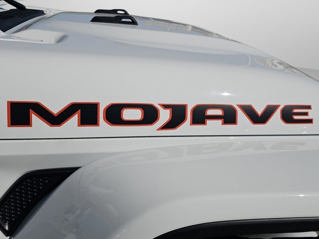 Used 2023 Jeep Gladiator Mojave w/ Cold Weather Group image 19