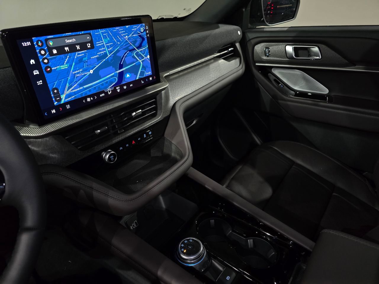 New 2026 Ford Explorer Platinum image 27