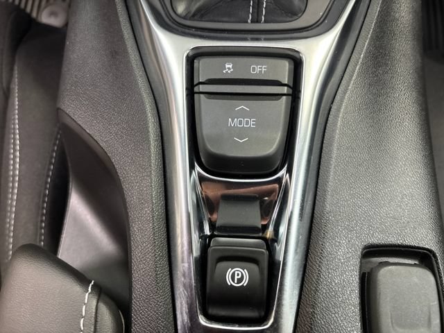Used 2023 Chevrolet Camaro LT RWD image 23