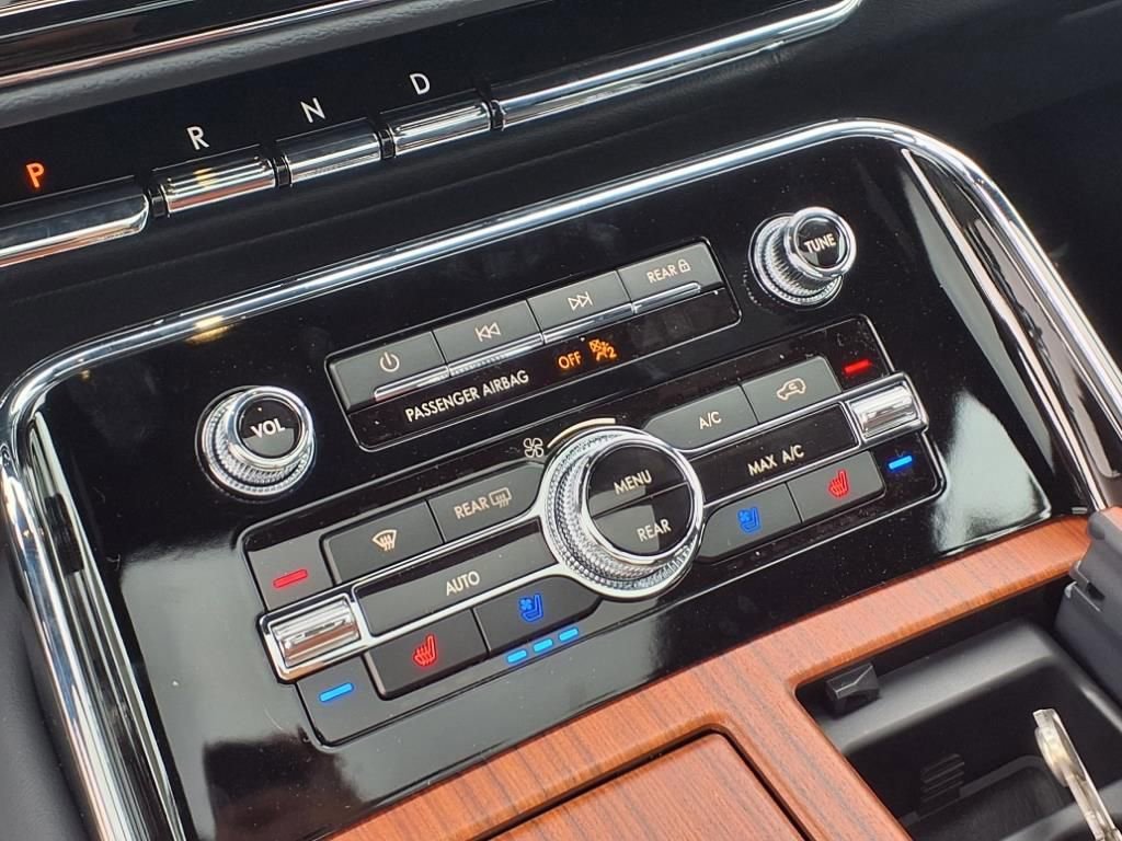 New 2024 Lincoln Navigator Reserve AWD/4WD image 21