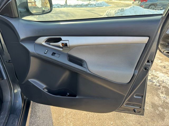 Used 2009 Toyota Matrix XRS image 29