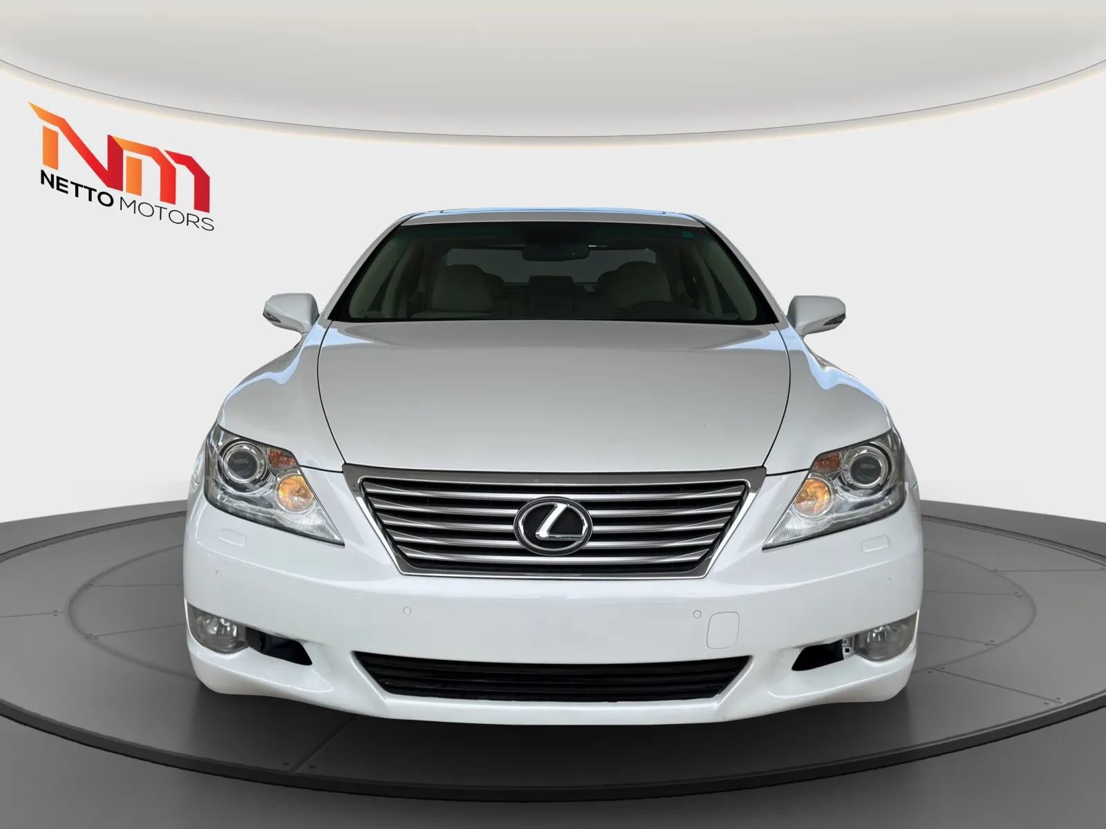 Used 2012 Lexus LS 460 w/ Comfort Pkg RWD image 10