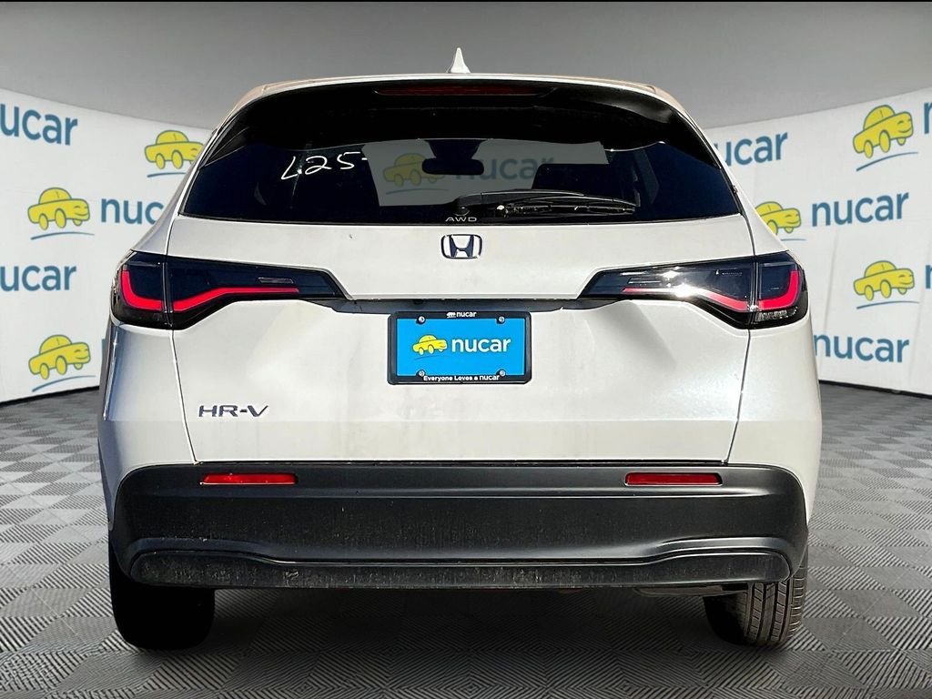 New 2026 Honda HR-V LX image 6
