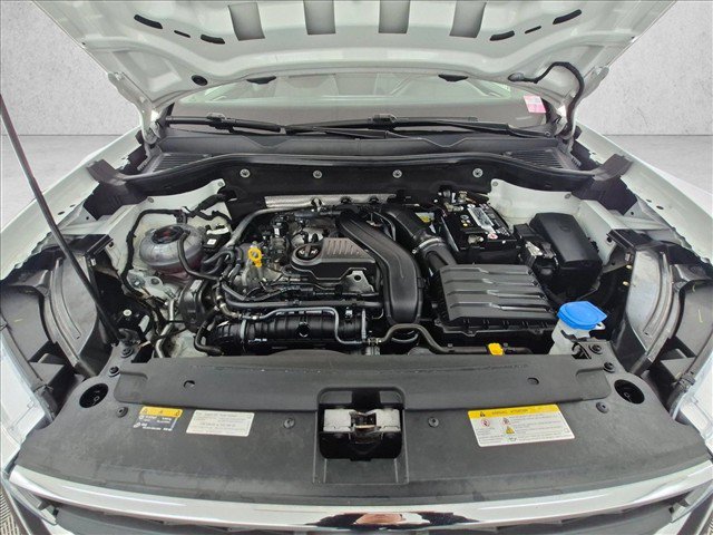 Used 2022 Volkswagen Taos SE FWD image 28