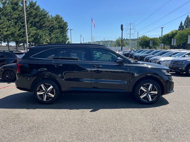 Used 2021 Kia Sorento EX w/ Panoramic Sunroof Package AWD/4WD image 6