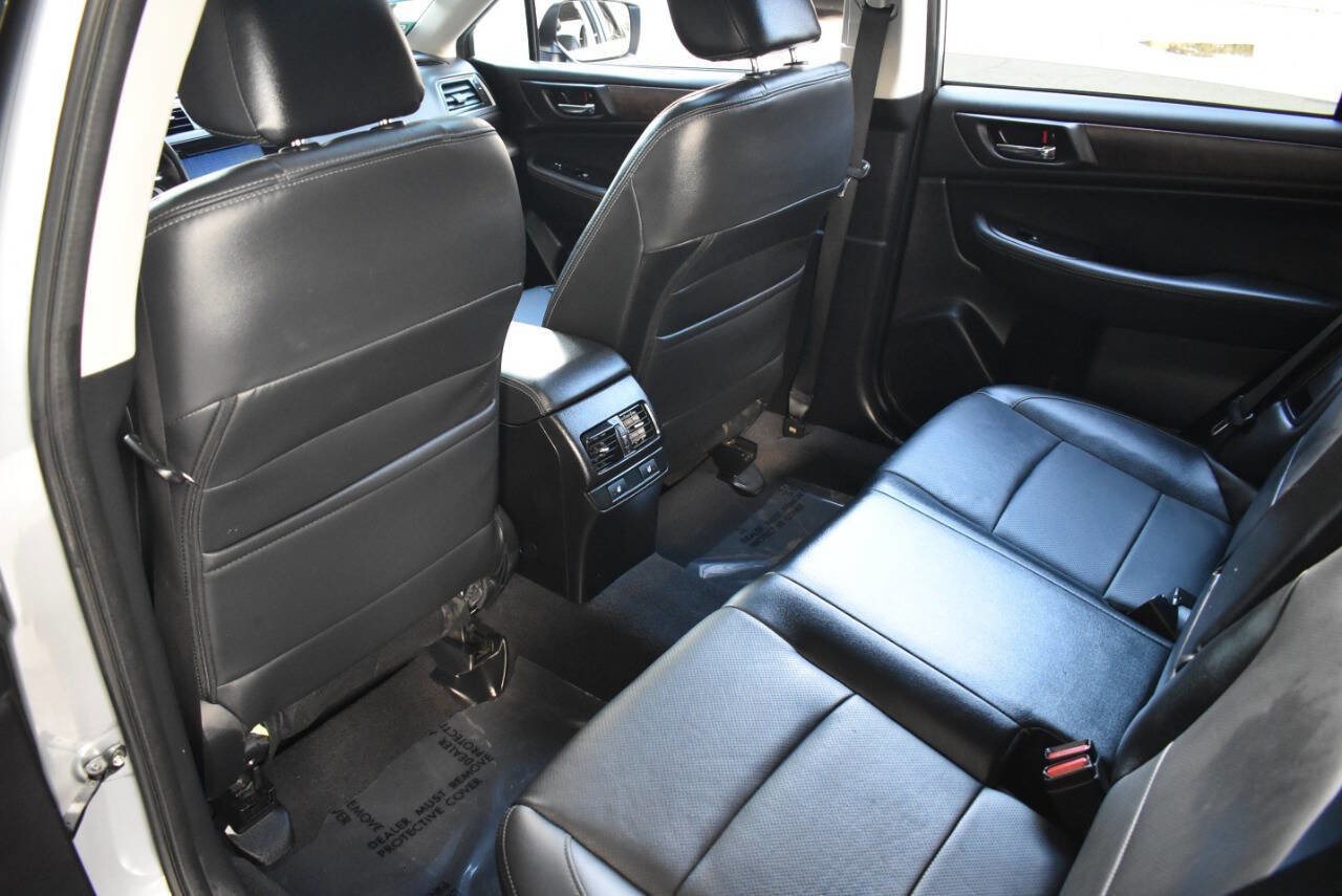 Used 2016 Subaru Outback 3.6R Limited image 39