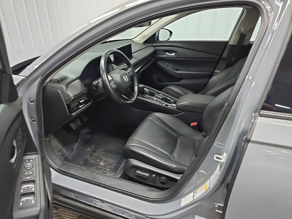 Used 2023 Honda Accord EX-L image 29