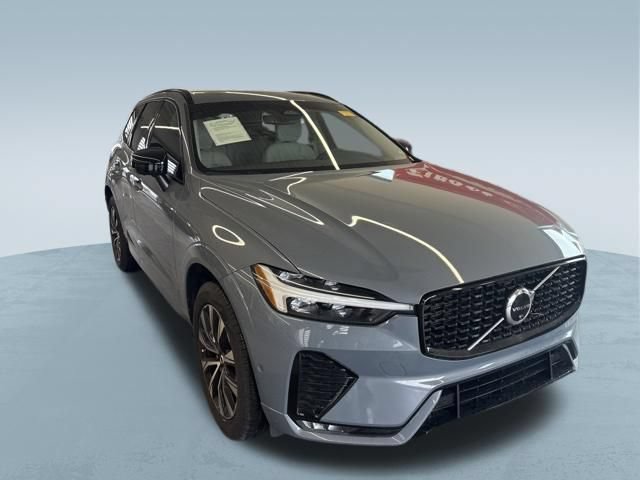 Used 2023 Volvo XC60 B5 Plus w/ Protection Package Premier FWD image 12