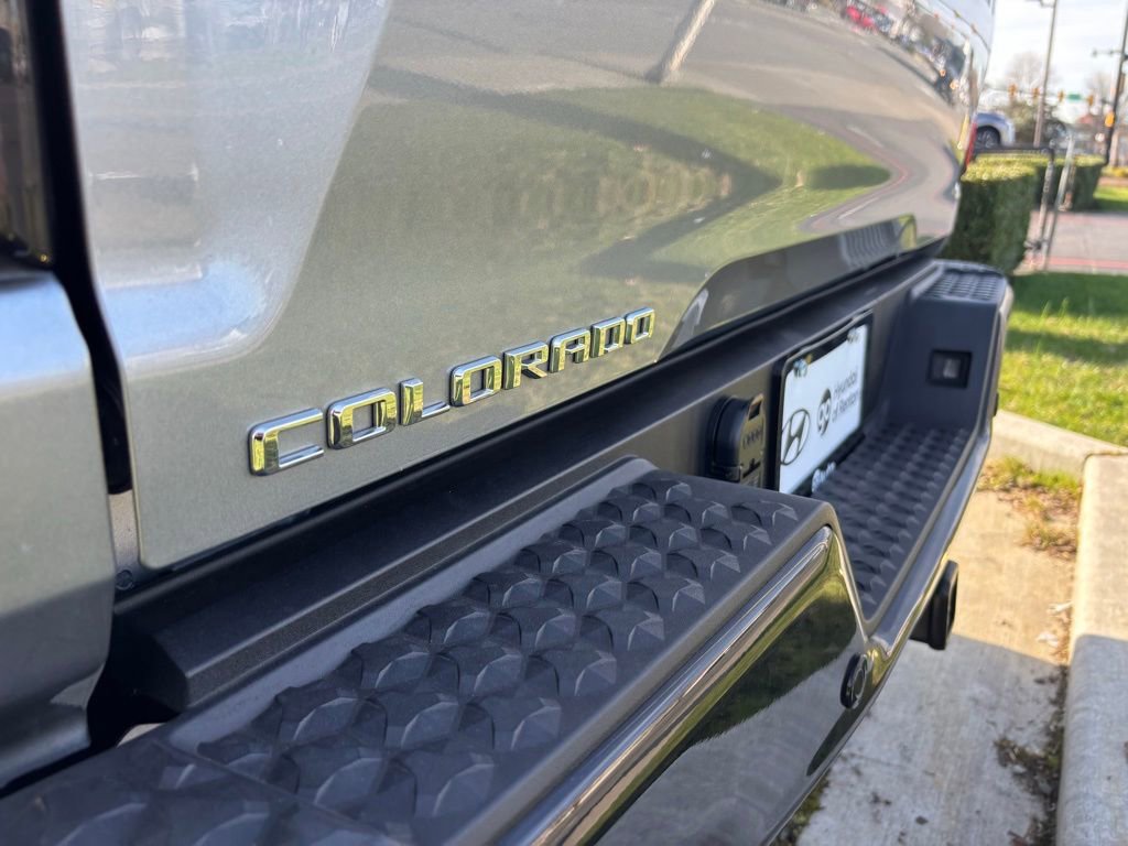 Used 2024 Chevrolet Colorado Trail Boss w/ Technology Package image 7