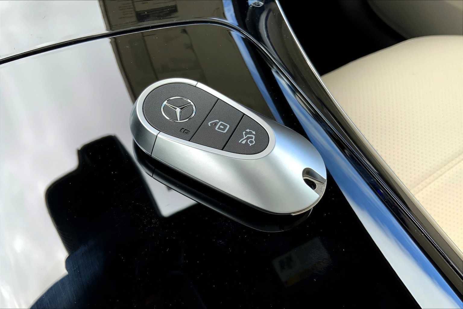 Certified 2025 Mercedes-Benz GLC 300 4MATIC image 21