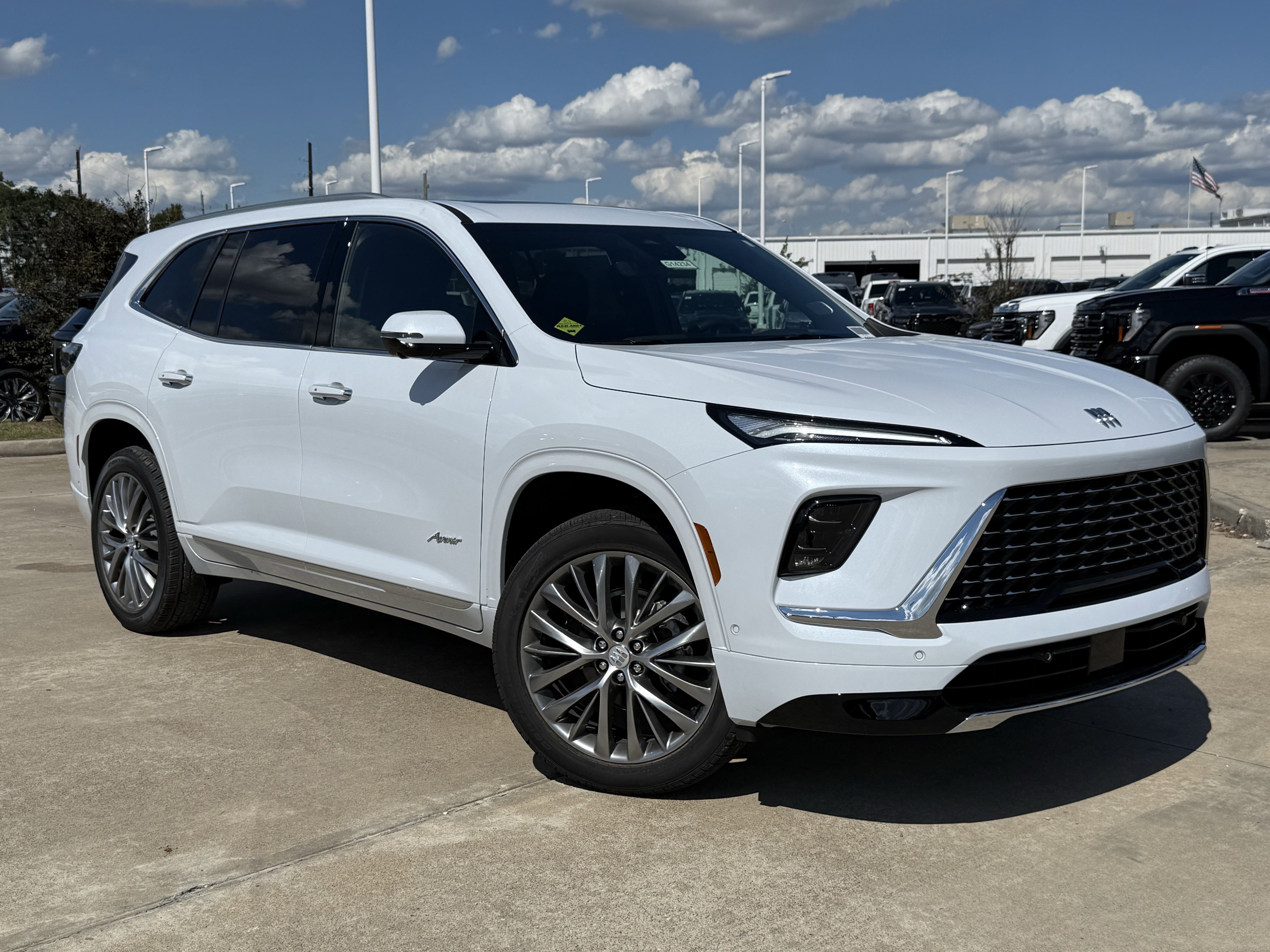New 2026 Buick Enclave Avenir w/ Super Cruise Package FWD image 2