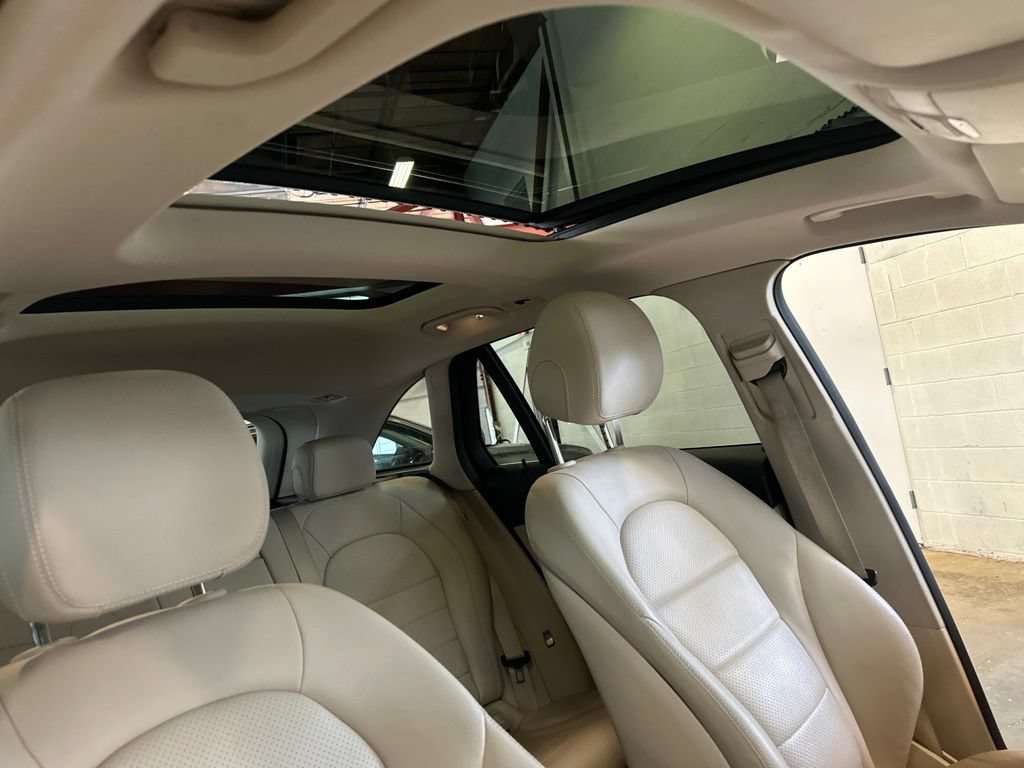 Used 2018 Mercedes-Benz GLC 300 4MATIC image 35