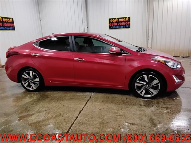Used 2015 Hyundai Elantra Limited w/ Option Group 05 FWD image 2