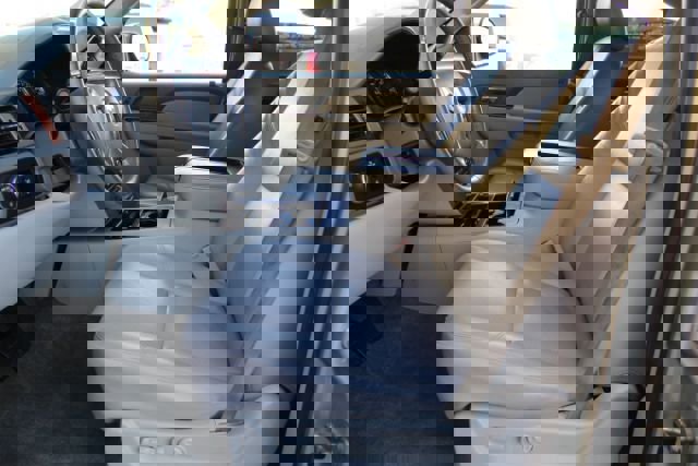 Used 2012 Chevrolet Tahoe LTZ RWD image 8