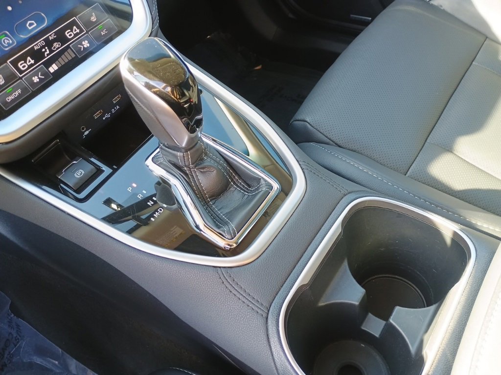 Certified 2022 Subaru Outback Limited image 31