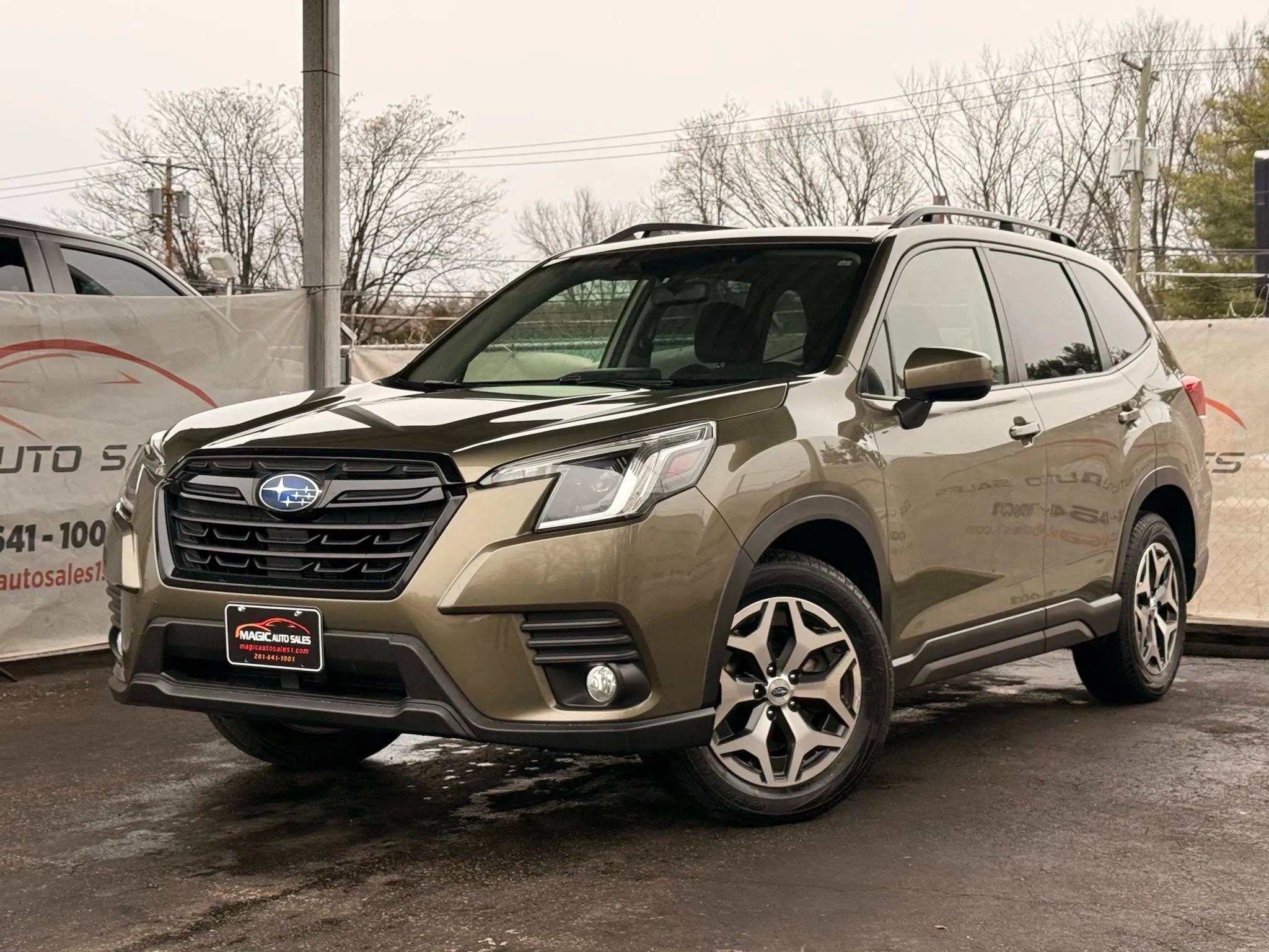 Used 2022 Subaru Forester Premium AWD/4WD image 48