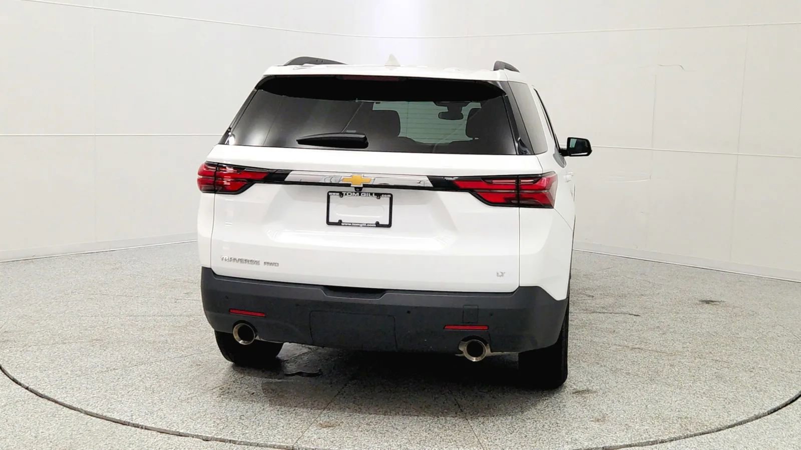 Used 2023 Chevrolet Traverse LT image 6
