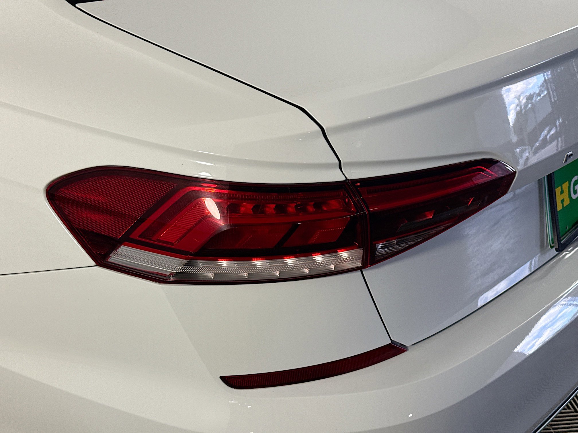 Used 2020 Volkswagen Passat 2.0T SE image 36