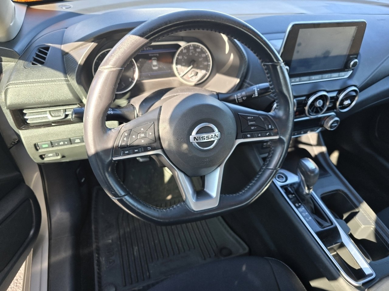 Used 2020 Nissan Sentra SV image 15