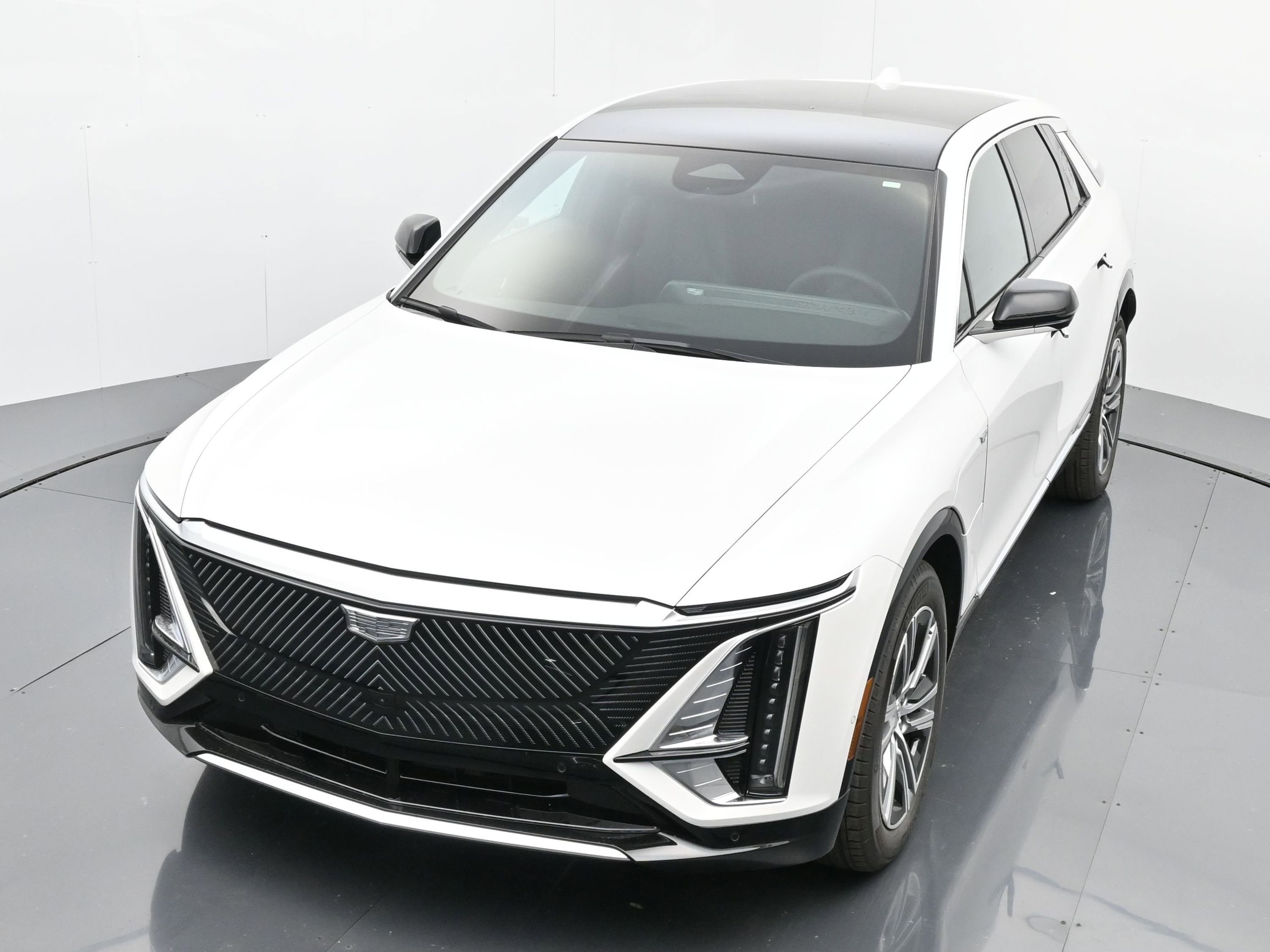 New 2025 Cadillac Lyriq Luxury image 23