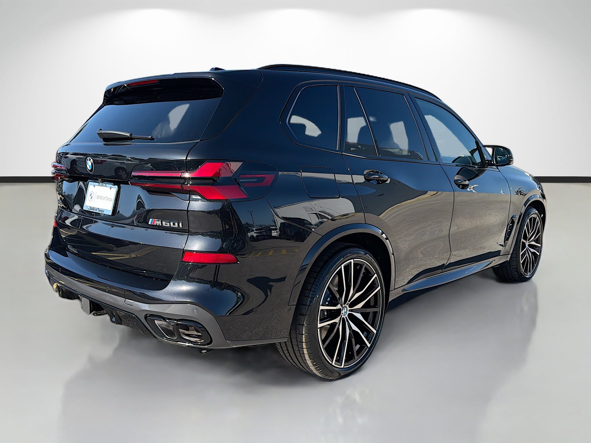 New 2026 BMW X5 M60i AWD/4WD image 3