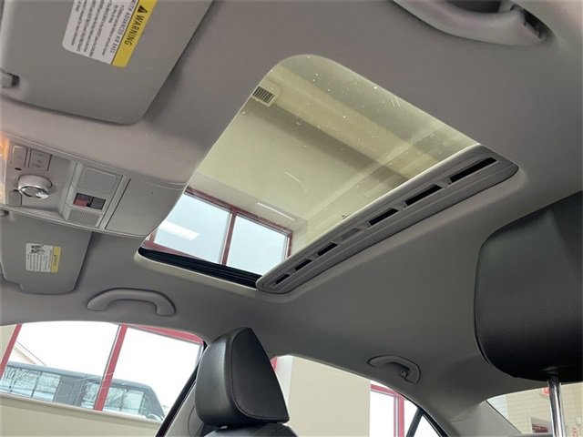 Used 2017 Volkswagen Jetta SE image 19